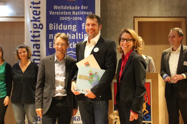 Bild: Bürgerschaftspräsidentin zeichnet Zukunftsgestalter aus