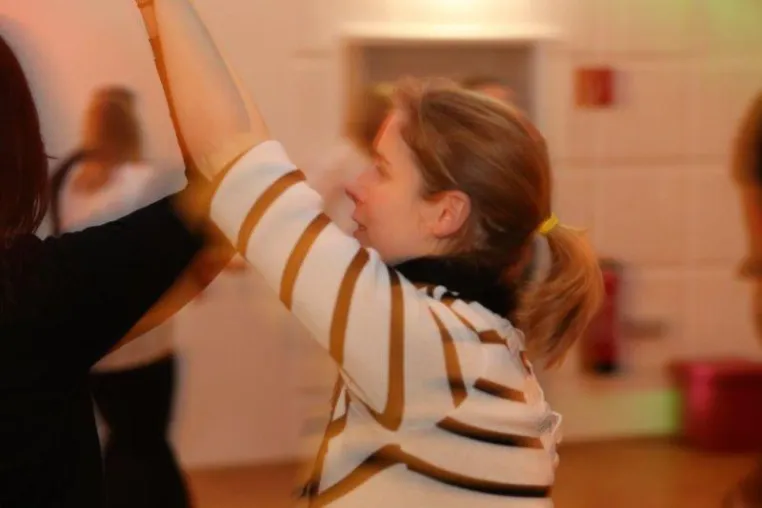 Traumberuf Tanzlehrerin: Zweifache Mutter absolviert Ausbildung in Teilzeit Bild: Traumberuf Tanzlehrerin: Zweifache Mutter absolviert Ausbildung in Teilzeit