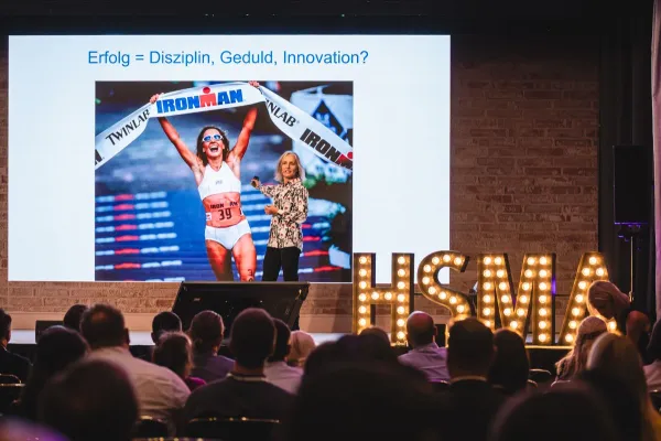 Bild: #HSMAday 2026 - Strategien für mehr Wettbewerbsfähigkeit in Zeiten von KI und Plattformmacht in der Hotellerie