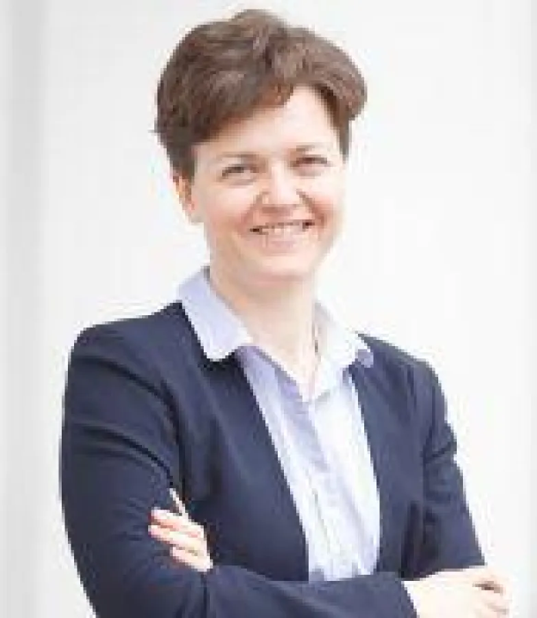 Rechtsanwältin Dr. Nina Ollinger, LL.M. ist spezialisiert auf Franchise-, Vertriebs- und Kartellrecht