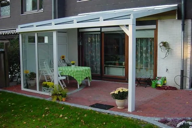 Ausstattung von Überdachungen und Terrassendächern Bild: Ausstattung von Überdachungen und Terrassendächern