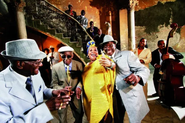Bild: Nach dem großen Erfolg 2007 - „The Bar at Buena Vista“ kommt erneut nach Bregenz