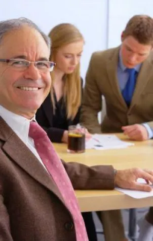 Nachfolger gesucht - VON BONIN Consultants unterstützen bei der Regelung der Unternehmernachfolge Bild: Nachfolger gesucht - VON BONIN Consultants unterstützen bei der Regelung der Unternehmernachfolge