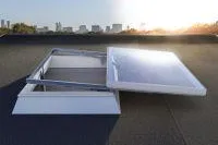 All-in-one: Systemlösung für Lichtkuppeln Bild: All-in-one: Systemlösung für Lichtkuppeln