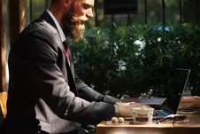 Bild: Bewusste DIY-Snacks für das Büro gegen Langeweile und Zuckerfallen