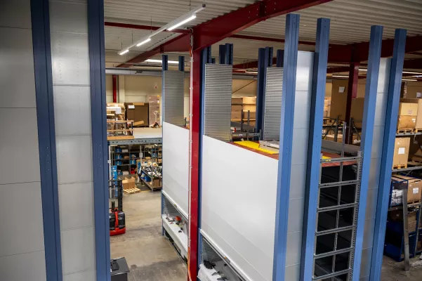 Bild: Erweiterung der Lagersysteme bei der Brechmann Handels GmbH & Co. Kg