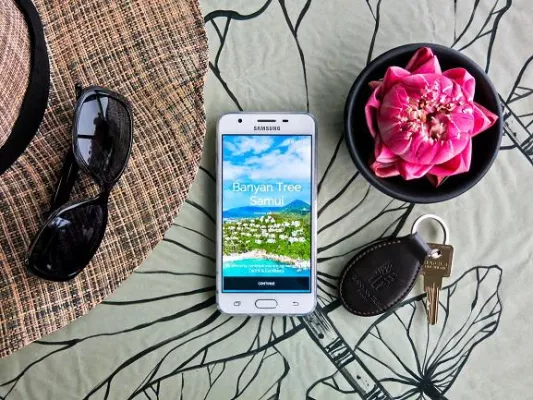 Bild: Banyan Tree Samui stattet Gäste mit kostenlosen Smartphones aus