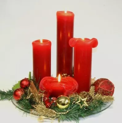 Bild: Kerzen und Weihnachtsmärkte in aller Welt