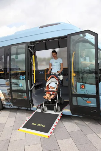 Bild: HAPPICH GmbH beteiligt sich an Johann Feldmann GmbH - Im Busmarkt neue Türen öffnen