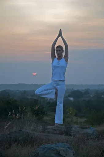 Yoga und orientalischer Tanz Bild: Yoga und orientalischer Tanz
