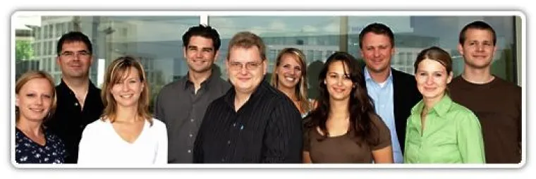 Bild: dialo.de feiert zweiten Geburtstag - Cocktails, iPod-Shuffles und neue technische Funktionen