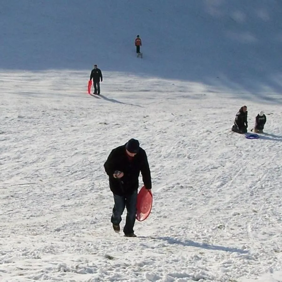 Schnee im Harz – in diesem Winter ein eher seltenes Bild, wie hier im Januar am Panoramic-Hotel Hohegeiß, Foto: Gitta Lüdicke