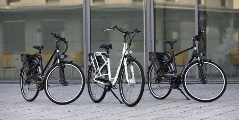 Bild: Schneller und bequemer ans Ziel: Mit den neuen E-Bikes von FISCHER