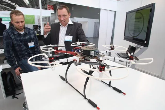 Bild: Dritte Internationale Messe für Innovation und neue Technologien