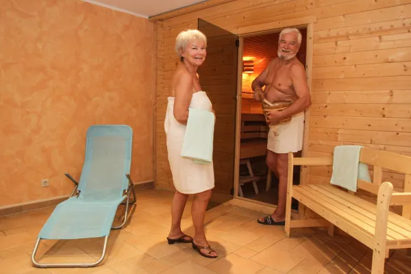 Bild: Camping am Senftenberger See: Sauna und Massage zum Saison-Ende inklusive