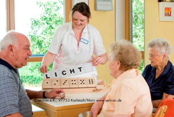 Bild: Seniorenspiele “ohne Grenzen“ - Erfolgreiche Therapieprodukte von seni-on® jetzt auch in der Schweiz