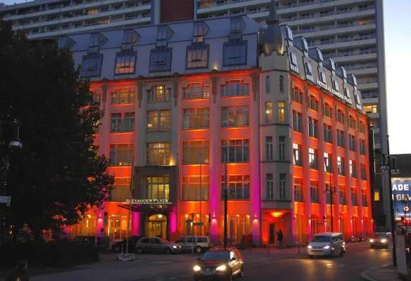 Bild: Hotel Alexander Plaza mitten im Licht