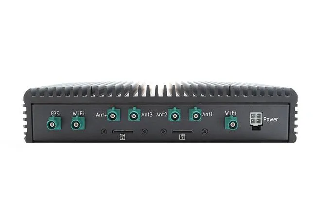 MP-NeT-32C – Car-Router für breitbandige Internetverbindungen Bild: MP-NeT-32C – Car-Router für breitbandige Internetverbindungen