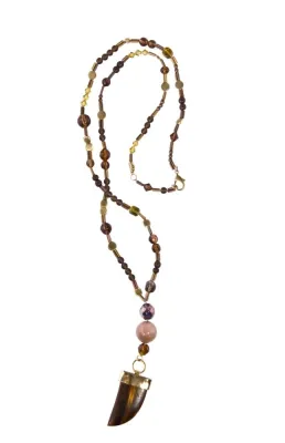 Bild: Goldene Bohème-Nostalgie & Ethnische Eleganz & Metallische Reflexion