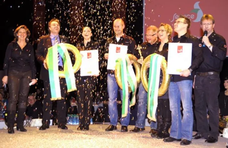 Der Service-Bund startet erfolgreich ins Jahr 2011 - „Wir aus uns“ Bild: Der Service-Bund startet erfolgreich ins Jahr 2011 - „Wir aus uns“