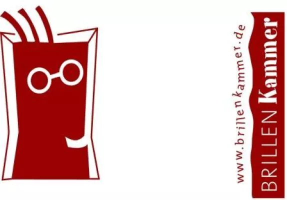 Bild: Weihnachtsaktion BRILLENBAUM: Es ist vollbracht. Der Brillenbaum steht
