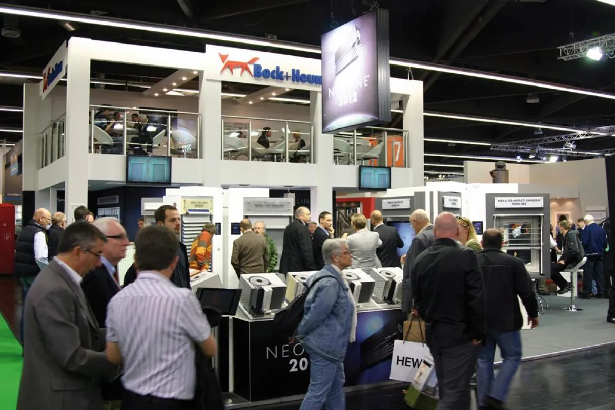 Der Messestand von Beck+Heun in Halle sieben verfügte über zwei Etagen (Quelle: Beck+Heun).