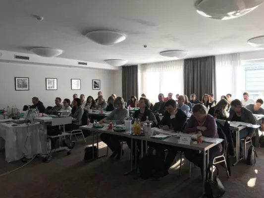 Bild: Interaktive ELStAM Schulung für SAP HCM - abresa schreibt Kundenservice groß