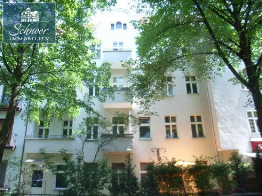 Bild: Schnoor Immobilien vermittelt Wohn- und Geschäftshaus in Berlin - Marienfelde an österreichischen Investor