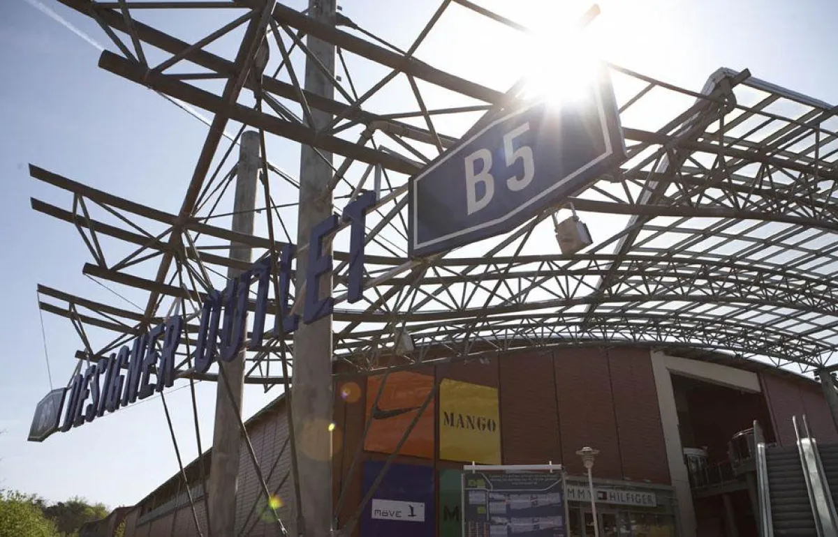 Das Designer Outlet B5 macht Sommerlaune