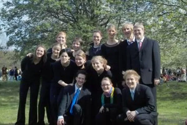 Sommerkonzert mit dem Jungen Chor Hannover am 16.07.2006 Bild: Sommerkonzert mit dem Jungen Chor Hannover am 16.07.2006