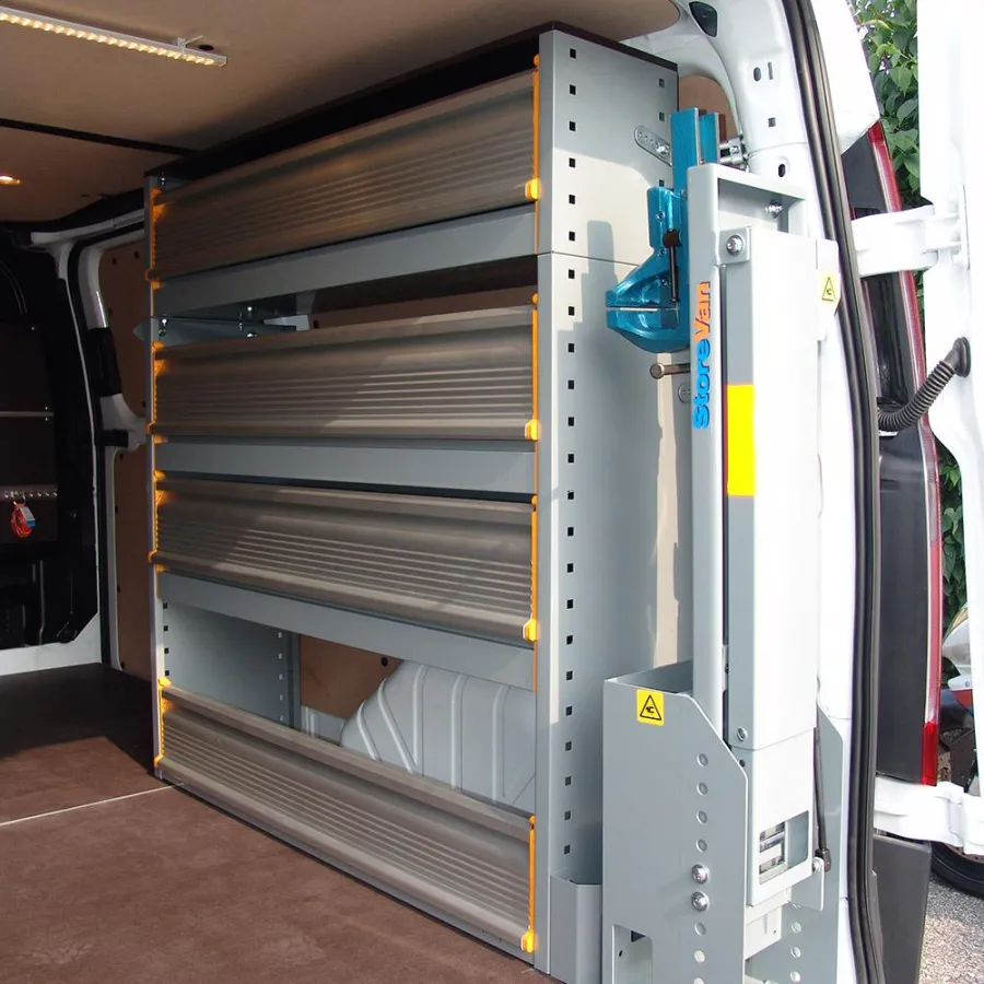 Module StoreVan: Details Klappschraubstock