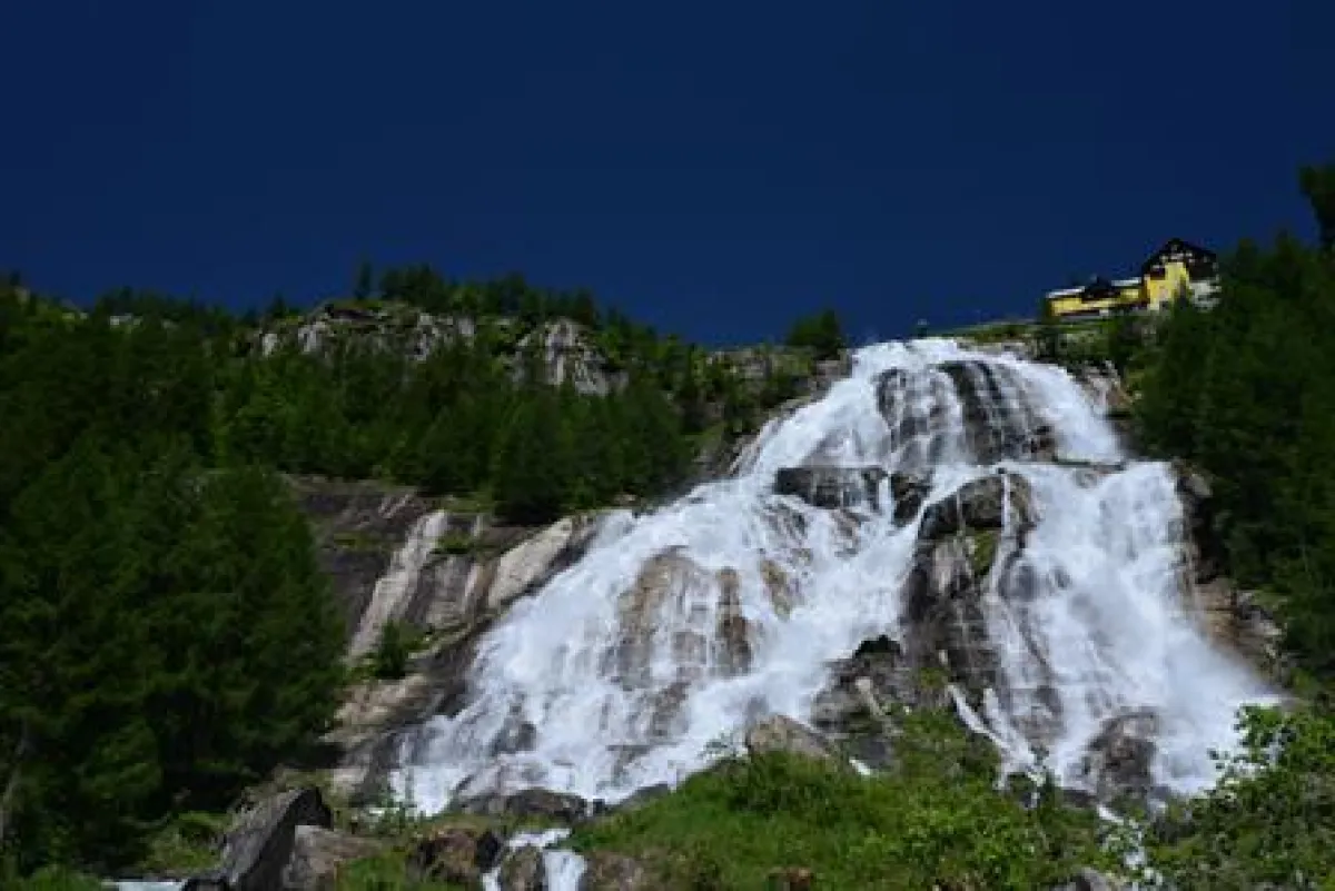 Valle Formazza, Toce Wasserfall © Roberto Maggioni