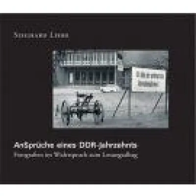 Prädikat Deutscher Fotobuchpreis 2012 für Bildband über DDR-Propagandalosungen Bild: Prädikat Deutscher Fotobuchpreis 2012 für Bildband über DDR-Propagandalosungen