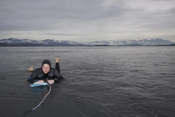 Bild: Wakesurfen im Schneetreiben auf dem Zürichsee?