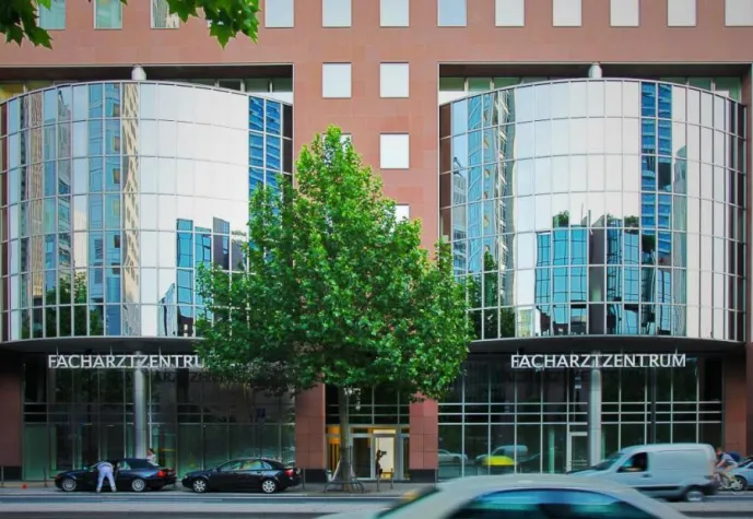 Bild: Neuer Facharzt für Dermatologie und Venerologie im Facharztzentrum Frankfurt