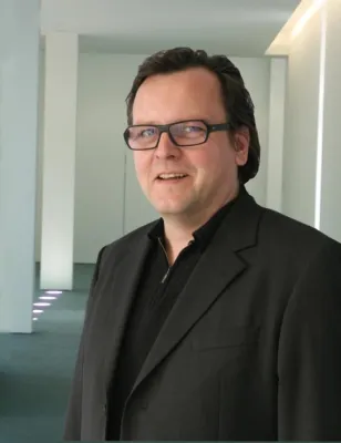 Haus für Kommunikation startet Initiative Milch Bild: Haus für Kommunikation startet Initiative Milch