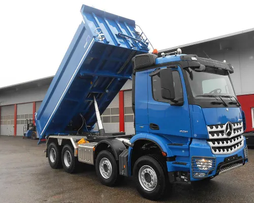 Bild: Leitner Fahrzeugbau präsentiert Kipper des Monats