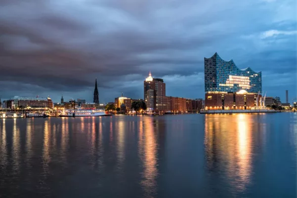 Bild: Mit Stromanbieter Hamburg erneuerbare Energien genießen
