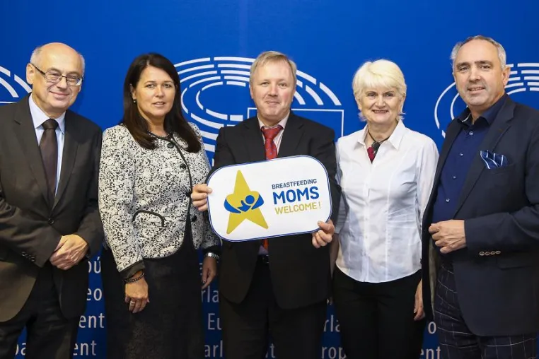 Gericke: Stillender Stern als einheitlicher Wegweiser für Europas Mütter Bild: Gericke: Stillender Stern als einheitlicher Wegweiser für Europas Mütter