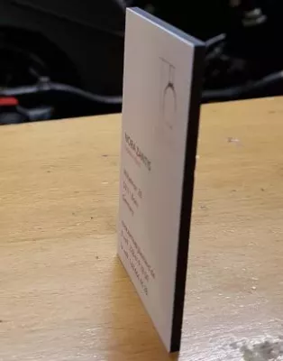 Bild: Hofgartenmanufaktur entwickelt erste stehende Visitenkarte „CICERO-CARD“