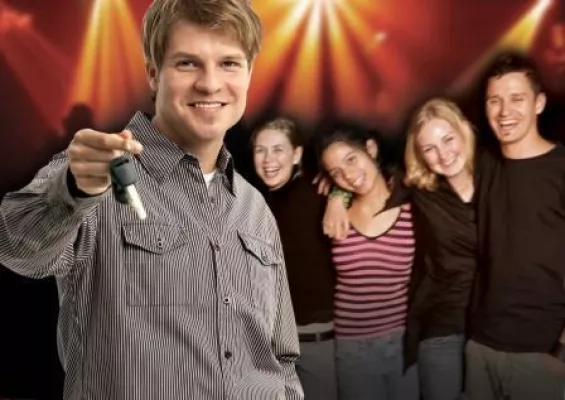 Bild: 100 Fahranfänger aus ganz Deutschland engagieren sich für „Geklärt, wer fährt!“