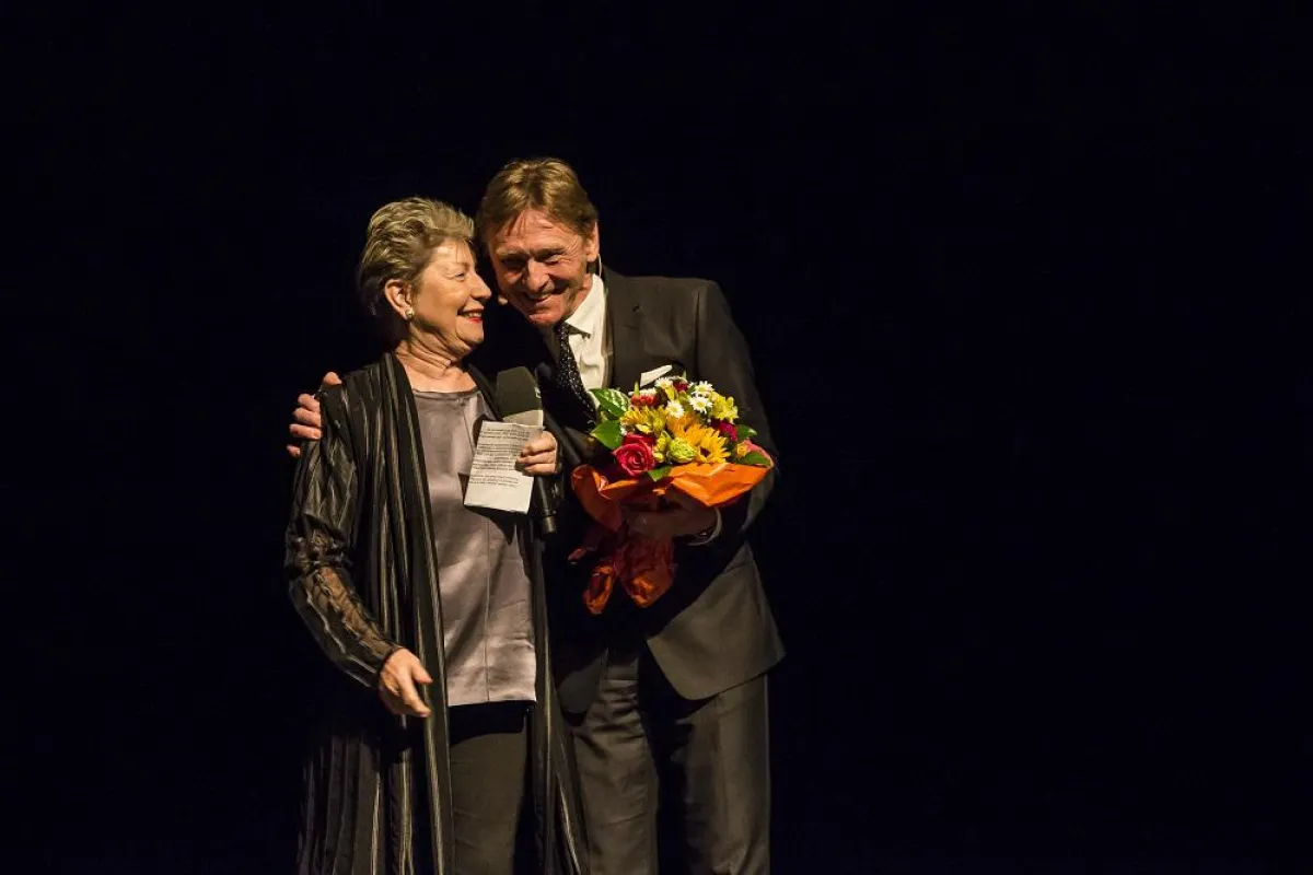 Gasteig-Chefin Brigitte von Welser und Iwanson Geschäftsführer Stefan Sixt eröffnen 