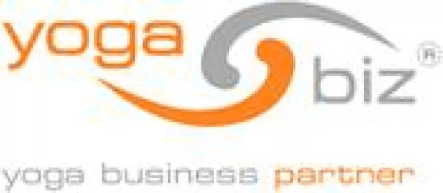 Bild: Business Yoga - IT-ler des Flughafen München entspannen mit yogabiz