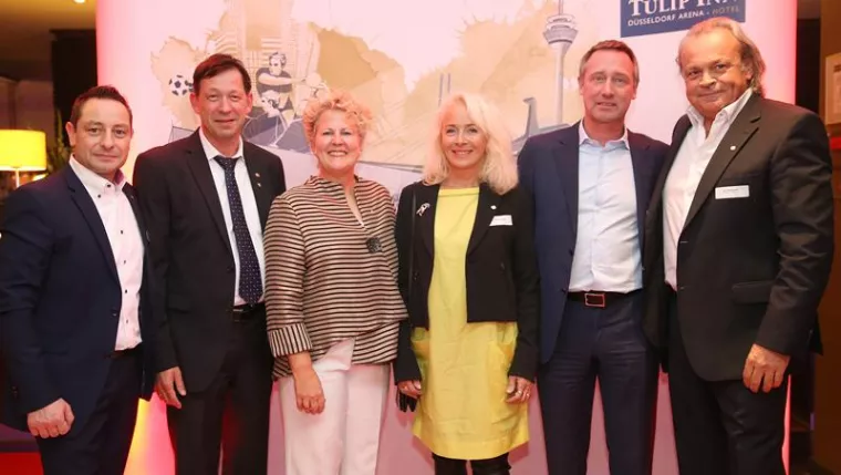 Bild: Große Party zum zehnten Geburtstag des Tulip Inn Düsseldorf Arena