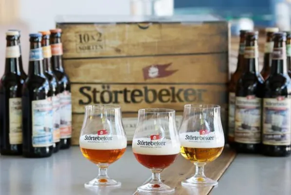 Bild: Die Entdecker-Kiste Edition 2 der Störtebeker Braumanufaktur zum Jubiläum des deutschen Reinheitsgebots