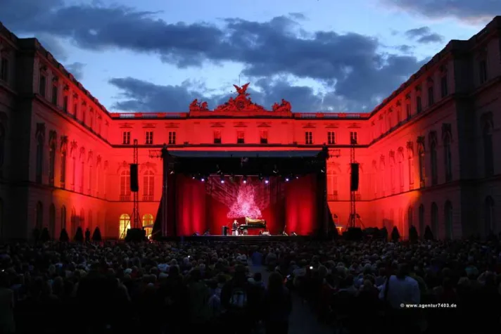 Bild: Festival unter Sternen auf Schloss Herrenchiemsee vom 29. Mai bis zum 7. Juni 2008