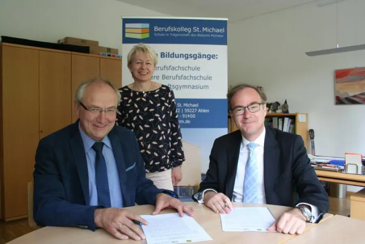 Bild: Neuer Kooperationspartner für die SRH Hochschule Hamm