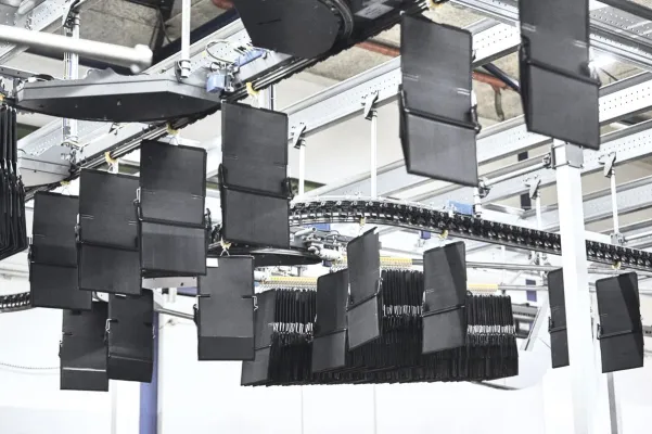 Bild: ferag.skyfall bei Alcon: Eine technologische Zusammenarbeit im Dienste der Logistikinnovation