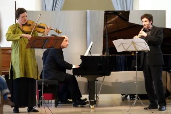 Bild: HAPPY BIRTHDAY, HAMBURGER KAMMERKUNSTVEREIN!