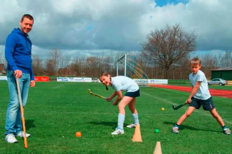 Bild: Hockey an der Schlei: jetzt auch für Kinder ab acht Jahren.